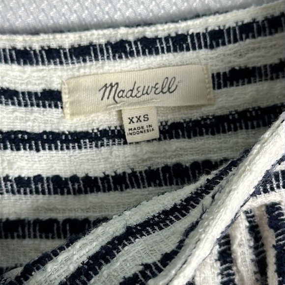 ~3 for $20~ Madewell boho flutter sleeve top - Picture 2 of 7